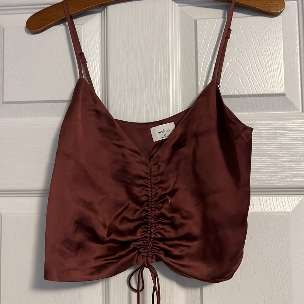 Aritzia Wilfred Verso camisole